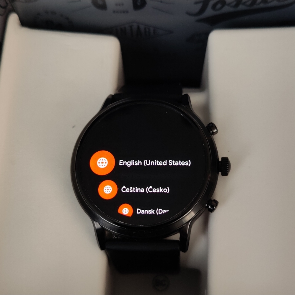 Fossil Gen 5 Carlyle smartwatch
